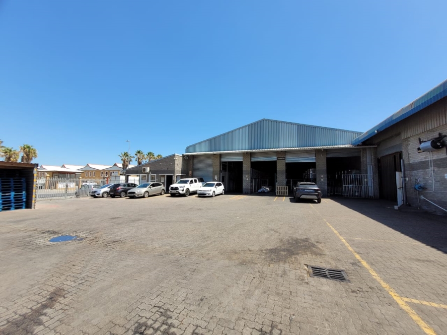 To Let commercial Property for Rent in Killarney Gardens Western Cape